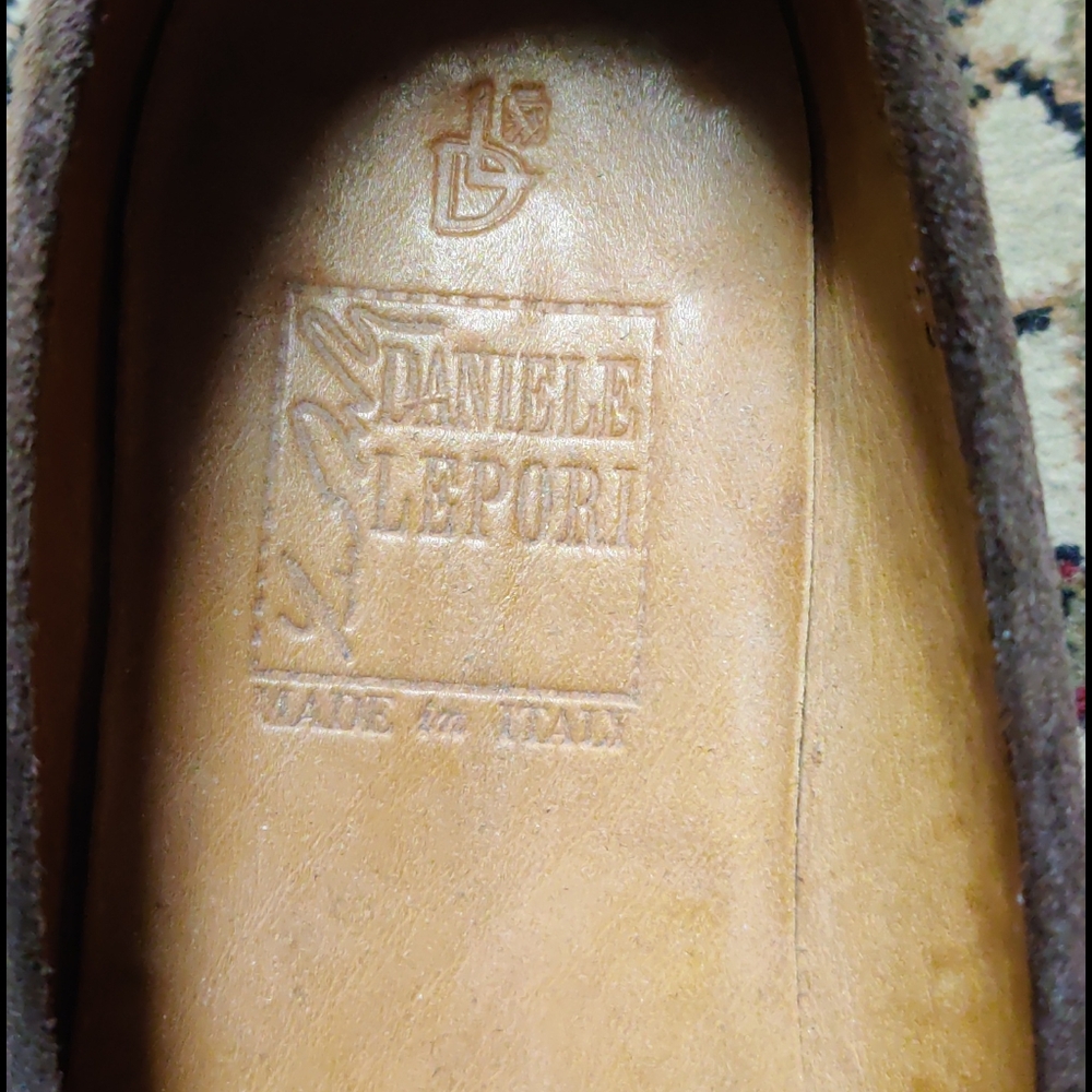 Shoes - Picture 2 of 4